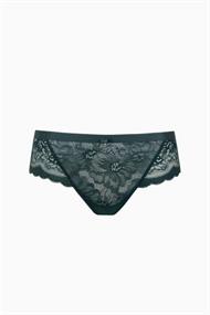Lisca Evelyn brazilian string