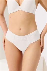 Lisca Laura string