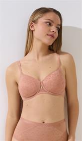 Lisca Opal beugelloze BH voorgevormd