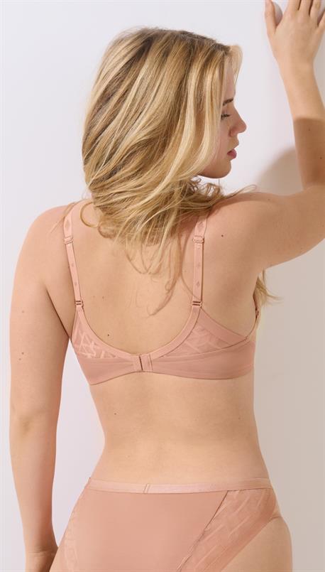 Lisca Opal voorgevormde beugel BH F-G-H cups