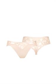 Lisca Patricia brazilian string